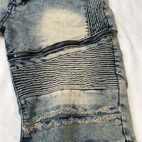 Rocawear Jean Shorts - Picture 7 of 9